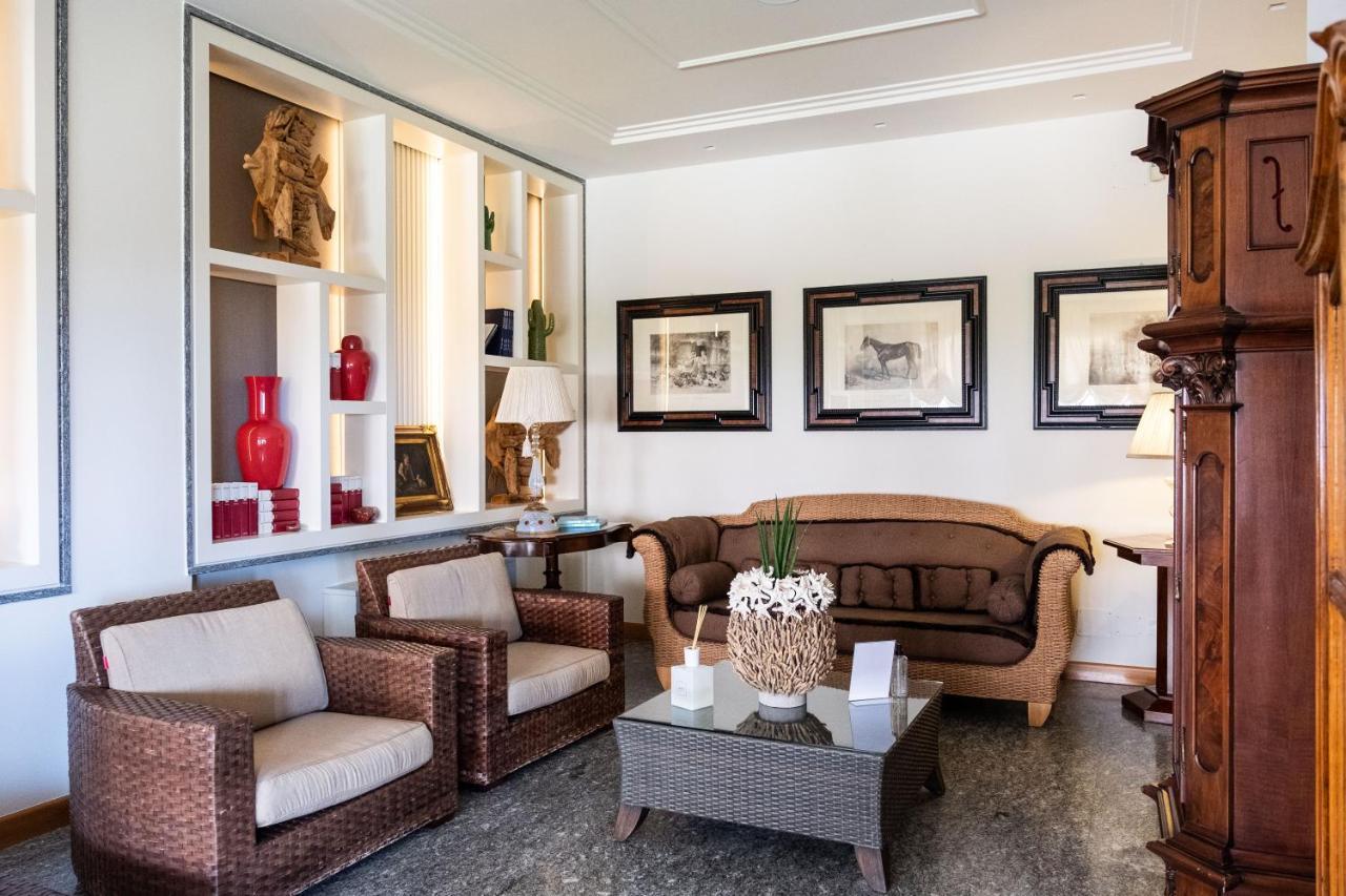 Park Hotel Brasilia ลิโดดิเยโซโล ภายนอก รูปภาพ