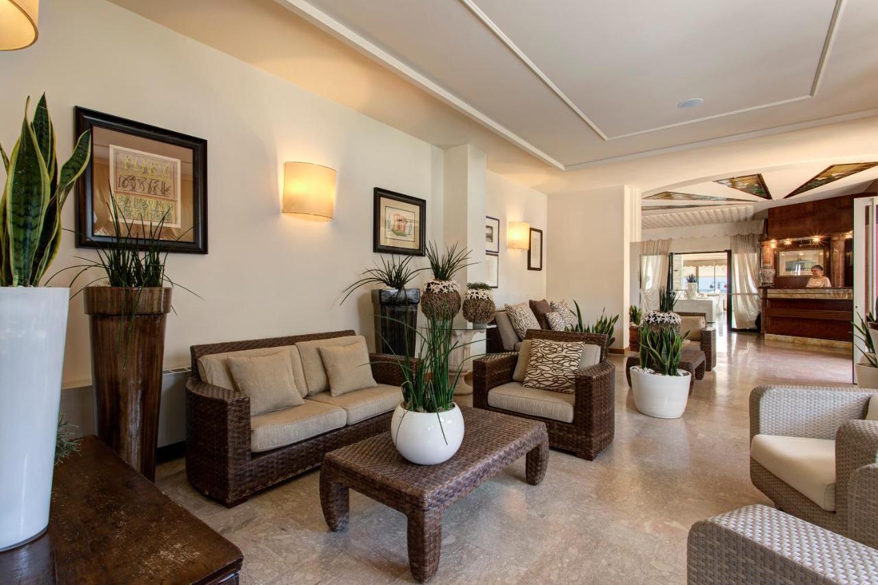 Park Hotel Brasilia ลิโดดิเยโซโล ภายนอก รูปภาพ
