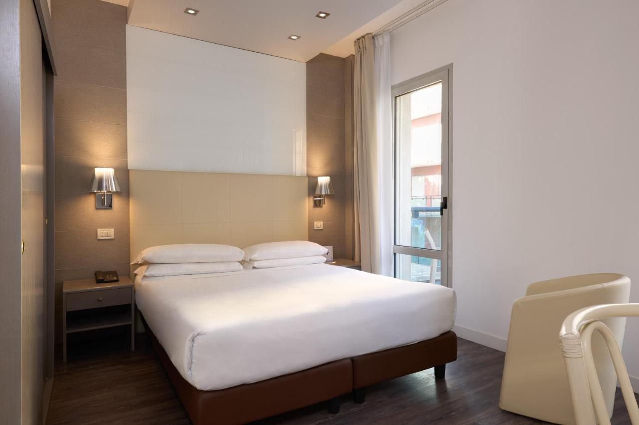 Park Hotel Brasilia ลิโดดิเยโซโล ภายนอก รูปภาพ