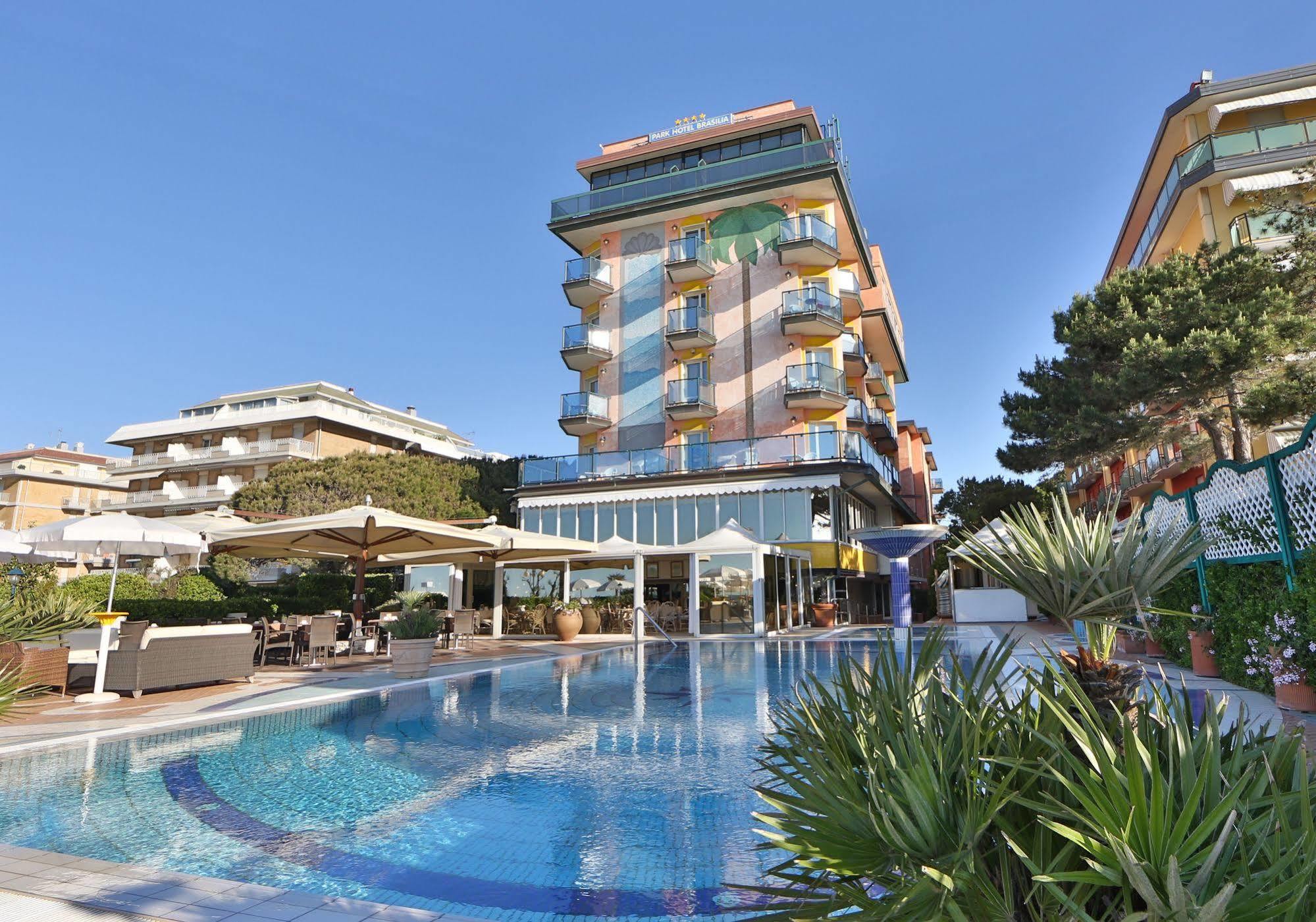 Park Hotel Brasilia ลิโดดิเยโซโล ภายนอก รูปภาพ