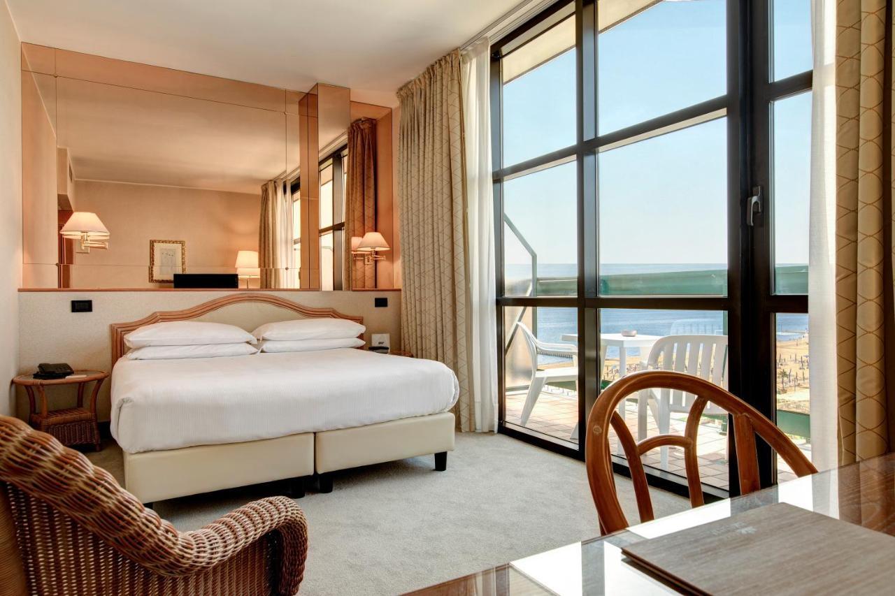 Park Hotel Brasilia ลิโดดิเยโซโล ภายนอก รูปภาพ