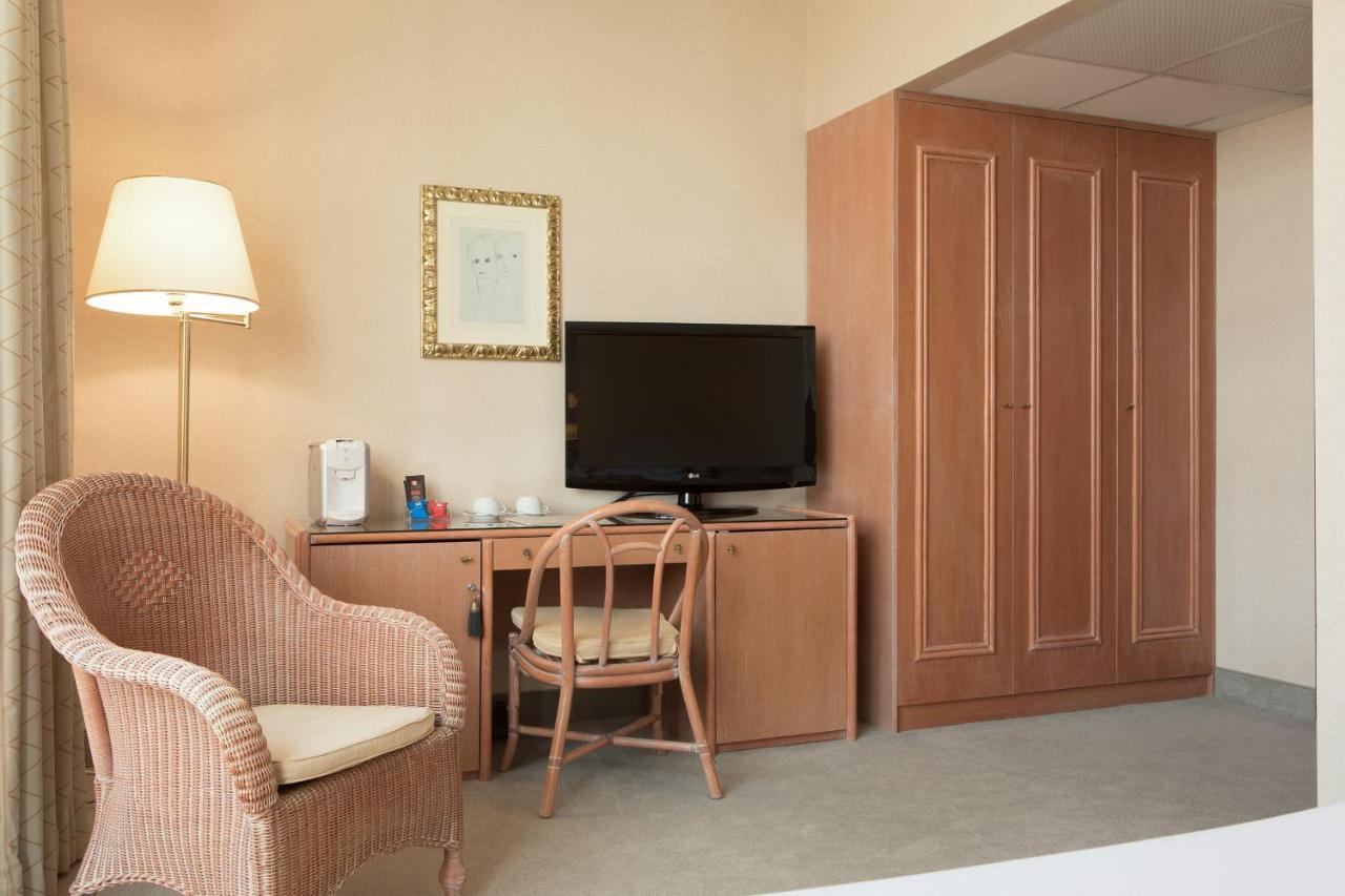 Park Hotel Brasilia ลิโดดิเยโซโล ภายนอก รูปภาพ